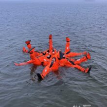 Айс-флоатинг — это уникальная возможность расслабиться, погрузившись в ледяную воду без холода и без напряжения